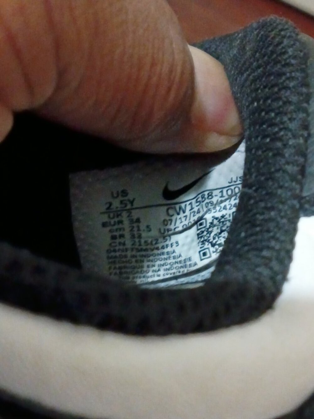 Nike Dunk Low Shoes Size 2.5Y Youth Black White Panda Dunks CW1588-100 Sneakers - Picture 2 of 14